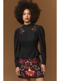 TOP M/L ABULLONADA MINUETO...